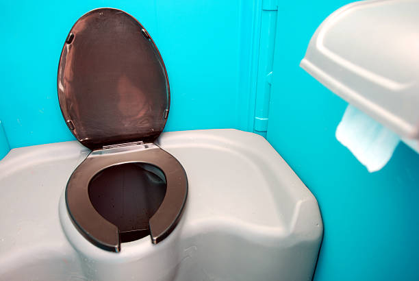 Porta potty delivery and setup in Navy Yard City, WA